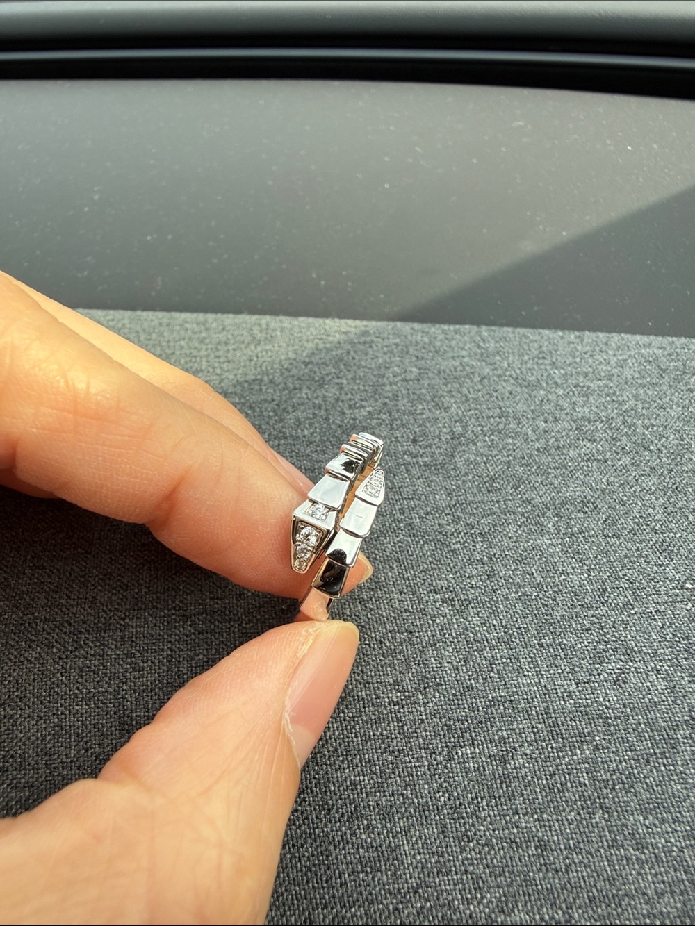 Bulgari Polished Silver Geometric Link Ring with Clear Accents